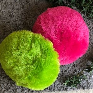 2 Furry Comfy Decor Pillows